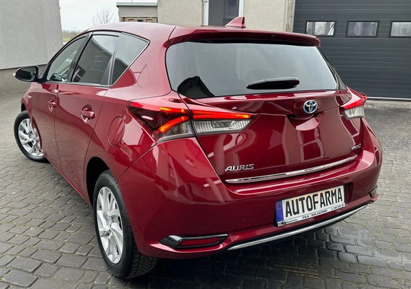 Toyota Auris cena 59900 przebieg: 100400, rok produkcji 2017 z Stąporków małe 781